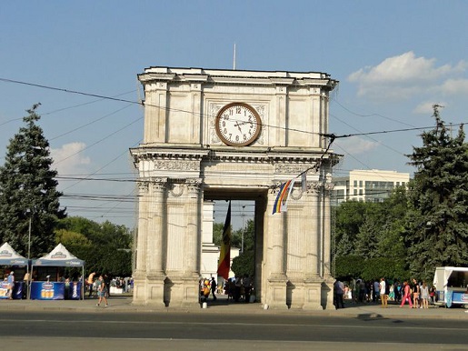 56 Mołdawia  z dzieckiem-Zwiedzamy Kiszyniów