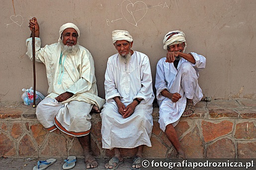 Omańczycy na bazarze w Nizwie