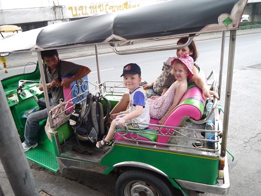 Tajlandia Bangkok wakacje z dziećmi opinie transport