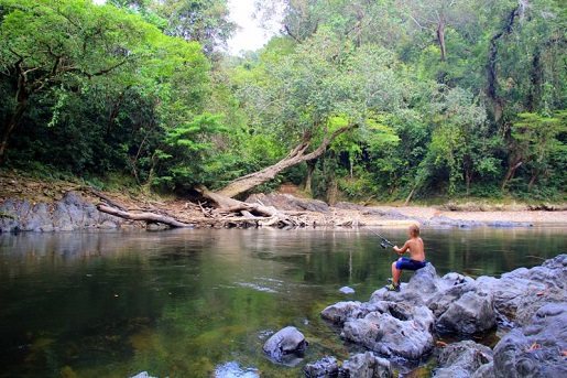 Borneo pod namiotem z dzieckiem wakacje podróże