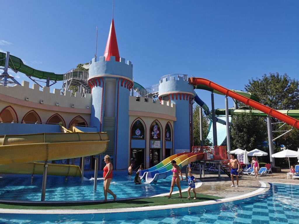 hotel z wodnym placem zabaw dla dzieci Bułgaria Nessebar Aquapark Nesebyr hotel z wodnym placem zabaw dla dzieci Bułgaria Nessebar Aquapark Nesebyr
