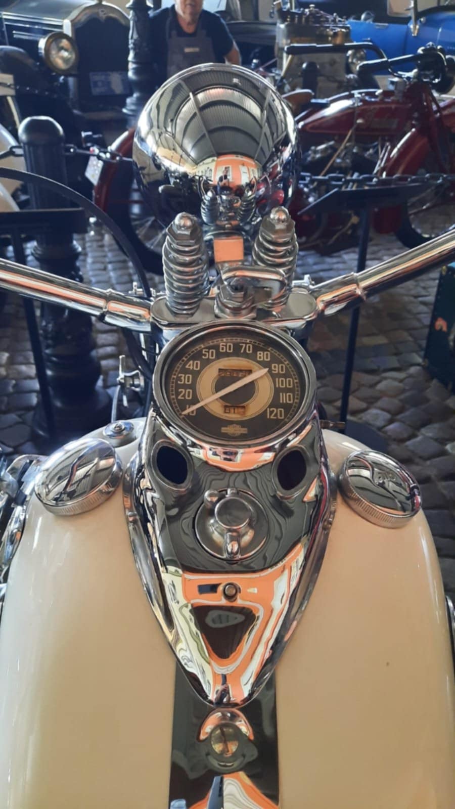 wystawa motocykli Rumia opinie atrakcje co zobaczyć wystawa motocykli Rumia opinie atrakcje co zobaczyć