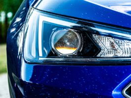 Jak przygotować samochód do długiej podróży?