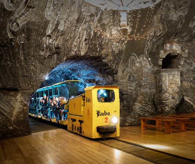 podziemna kolejka dla dzieci atrakcje Kopalni Soli Bochnia bilety rezerwacja rodzinna trasa zwiedzania