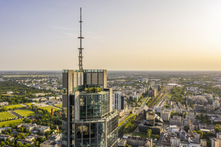 Włóczykijski spacerownik warszawski czyli Warszawa da się lubić!