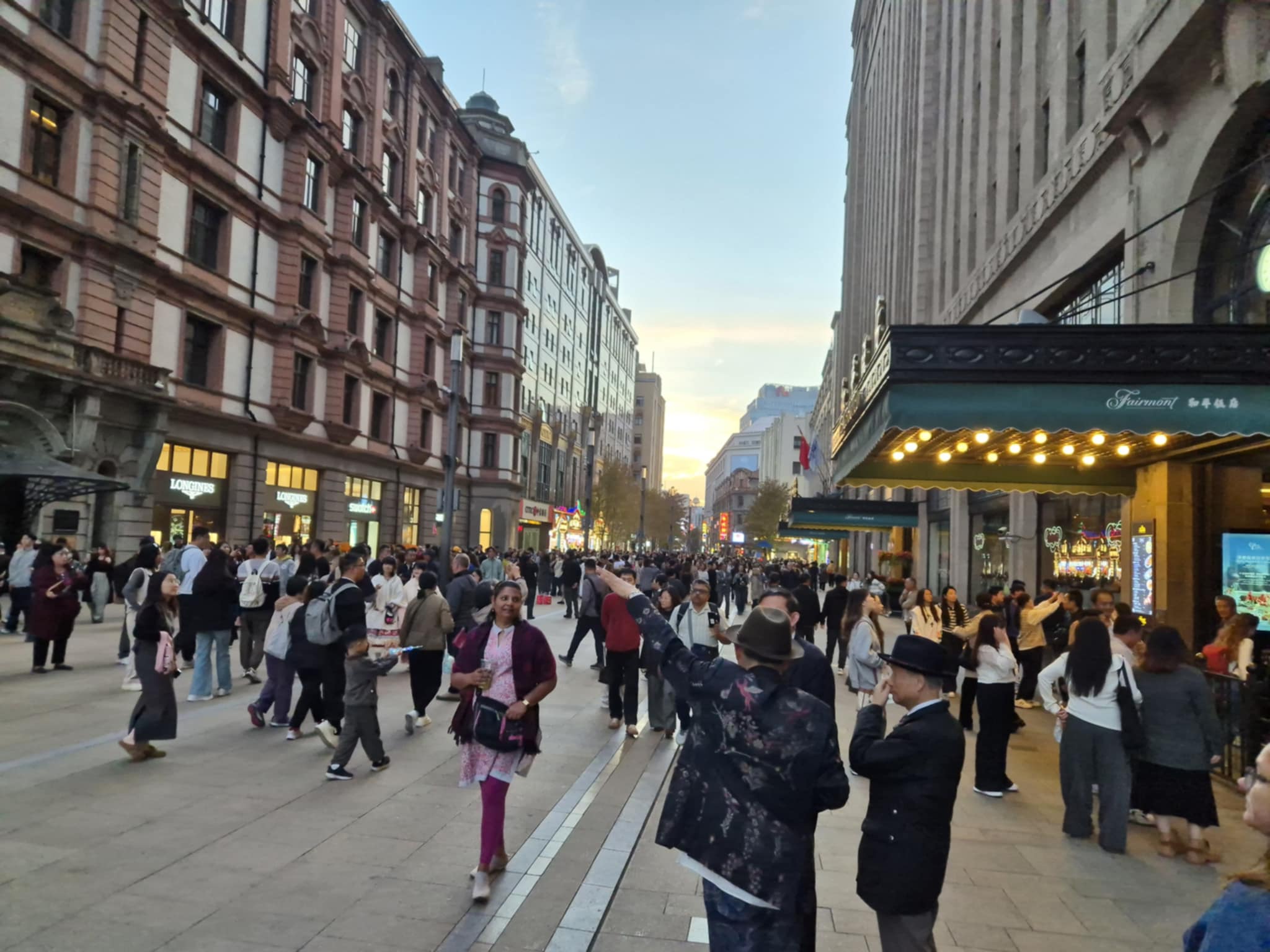 Szanghaj zwiedzanie miasta wycieczka dwa oblicza orientu (1)