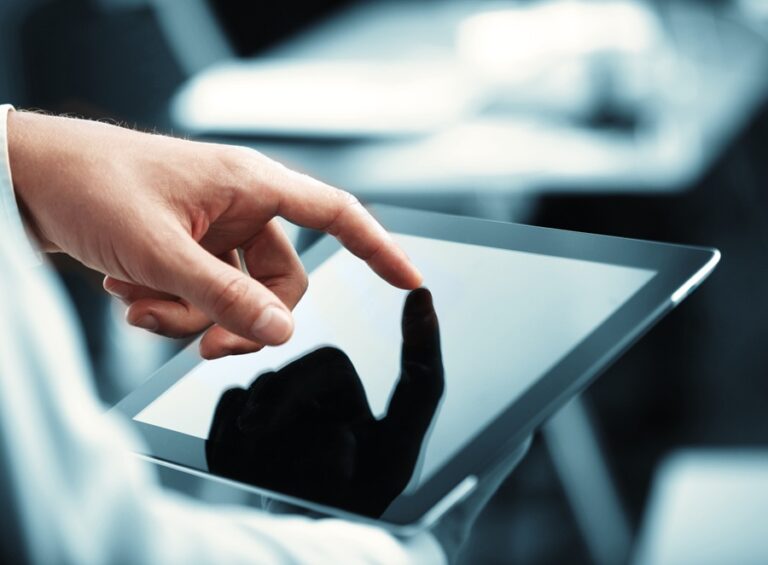 Tablet do nauki, pracy i rozrywki – na co zwrócić uwagę przed zakupem? Tablet do nauki, pracy i rozrywki – na co zwrócić uwagę przed zakupem?