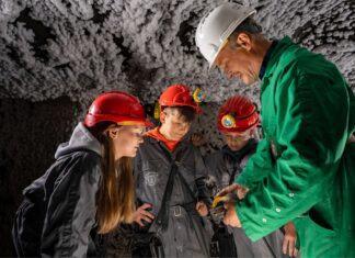 Rodzinna wycieczka wakacyjna do Kopalni Soli „Wieliczka” 2026 Wieliczka 2026 wakacje z małym dzieckiem trasa turystyczna opinie atrakcje