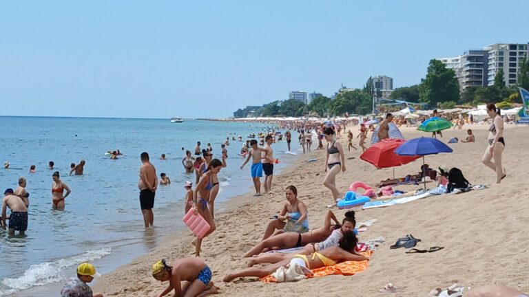 Złote Piaski – słoneczny kurort nad Morzem Czarnym