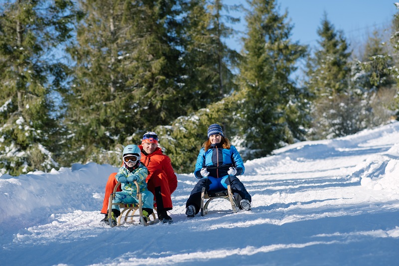 Bachledka Słowacja Tatry gdzie na sanki z dzieckiem nauka jazdy na nartach szkoła