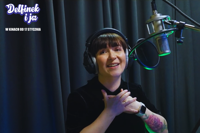 Katarzyna Łaska w piosence z filmu „Delfinek i ja”
