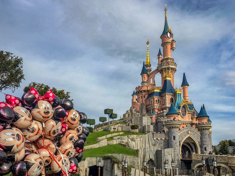 Disneyland Paryż opinie atrakcje