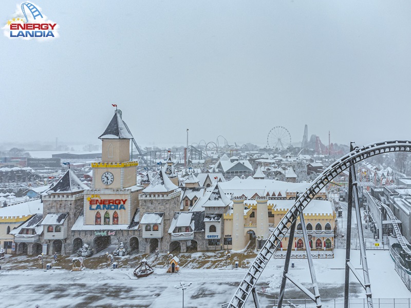 Energylandia zimą w śniegu atrakcje Winter Kingdom opinie jarmark świąteczny Zator jakie atrakcje są czynne