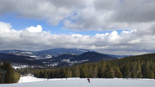 Fot.1 ferie z dzieckiem rodzinne atrakcje beskid żywiecki