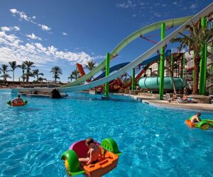 Hiszpania - najlepsze hotele dla rodzin z basenami i aquaparkiem