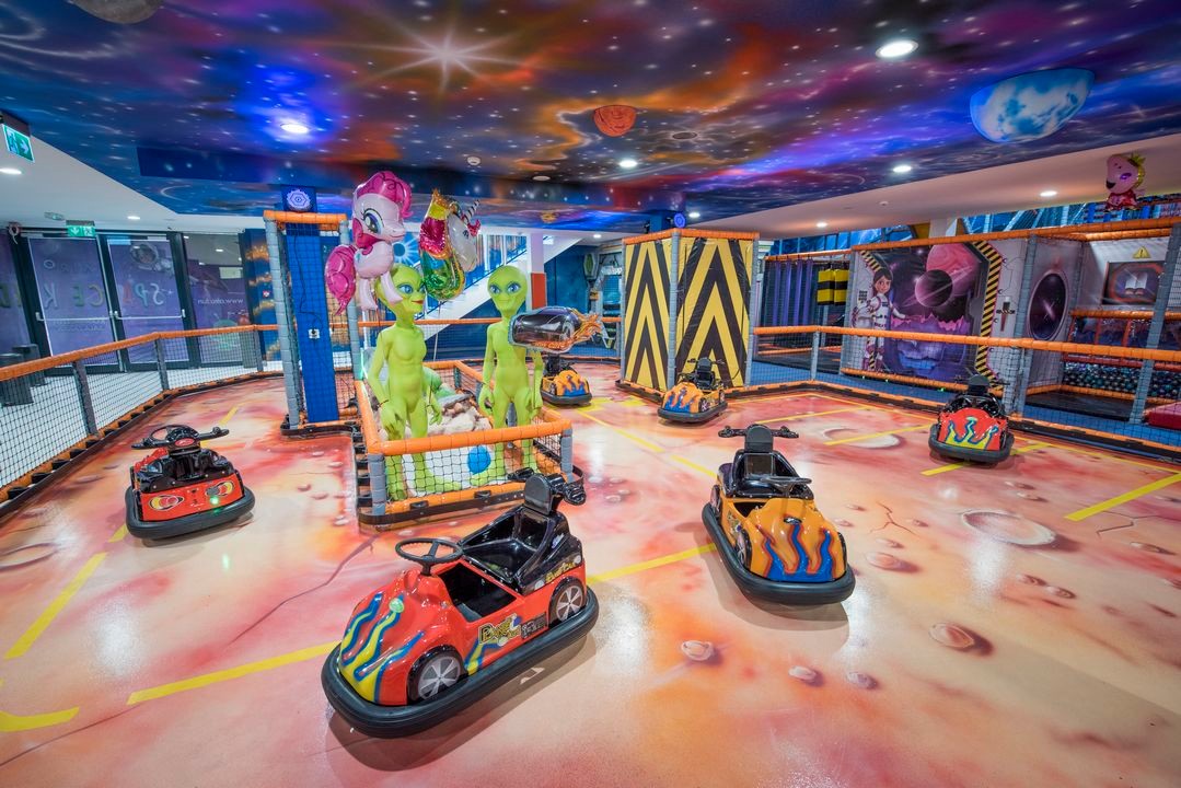 Kosmiczna Sala Zabaw dla dzieci AIRO Kids atrakje opinie