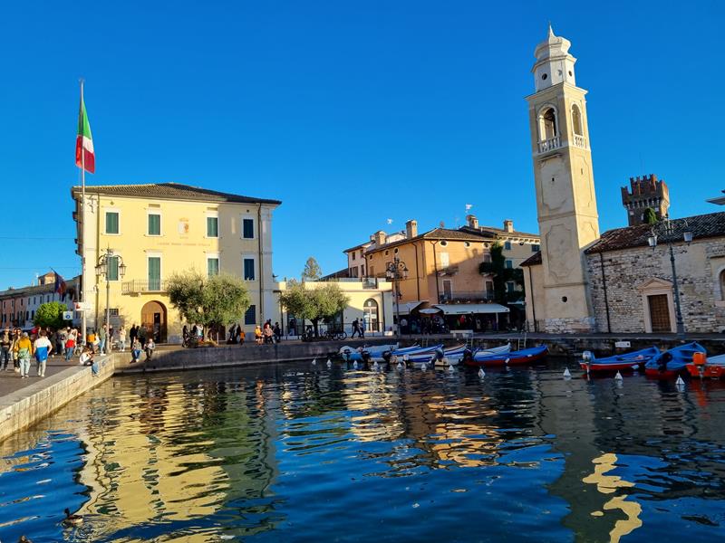 Lazise Garda zwiedzanie z dziećmi jesienią opinie pogoda Rzym Garda Wenecja w 4 dni Włochy (1)