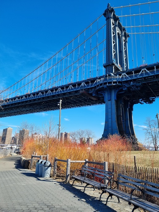 Manhattan Bridge Nowy Jork z dzieckiem zimą zwiedzanie co zobaczyć opinie atrakcje