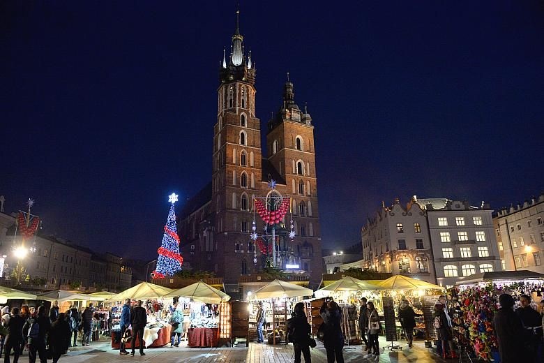 Najładniejsze jarmarki bożonarodzeniowe w Polsce Kraków kiedy