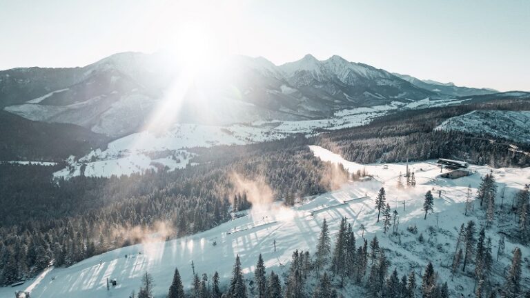 BACHLEDKA SKI & SUN Słowacja-najlepsze miejsce na narty z dziećmi