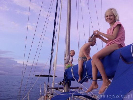 Morze czasem coś daje, a czasem zabiera rejs jachtem z dziećmi Australia opinie atrakcje