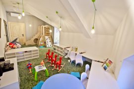 hotel przyjazny rodzinie podkarpackie z basenem dla dzieci