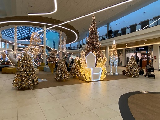 jarmarki świąteczne Warszawa atrium reduta atrakcje warsztaty dla dzieci pakowanie prezentów