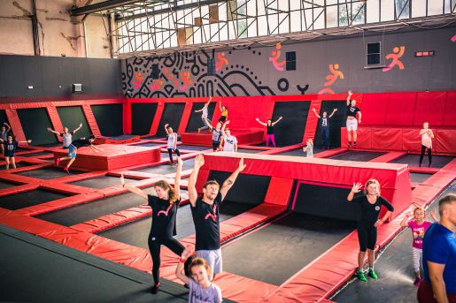 atrakcje dla dzieci Warszawa park trampolin atrakcje dla dzieci Warszawa park trampolin