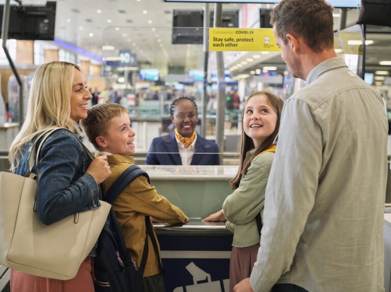 Ryanair – lot z małym dzieckiem – jak się przygotować?