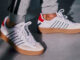 sneakersy guess na Answear.com do chodzenia