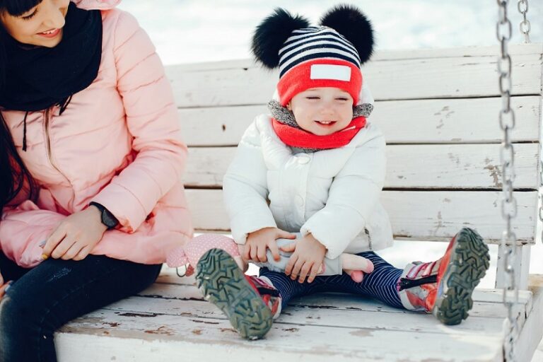 Śniegowce dla dzieci, czyli buty do zadań specjalnych. Sprawdź, jak wybrać odpowiedni model