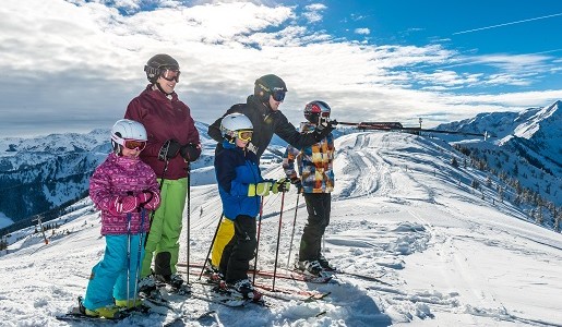 Tyrol sanki narty z dziećmi