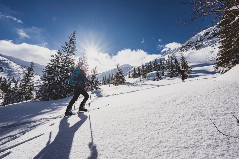 Planujesz wakacje zimą 2023? Sprawdź, gdzie warto się wybrać na zimowe wczasy!