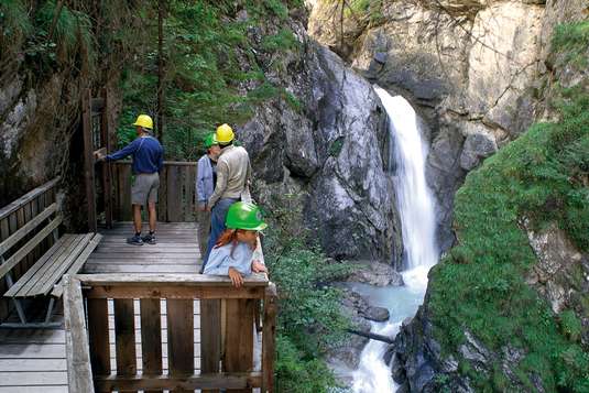 wodospad wąwóz galitzenklamm austria rzeka atrakcje z dziećmi Południowy Tyrol