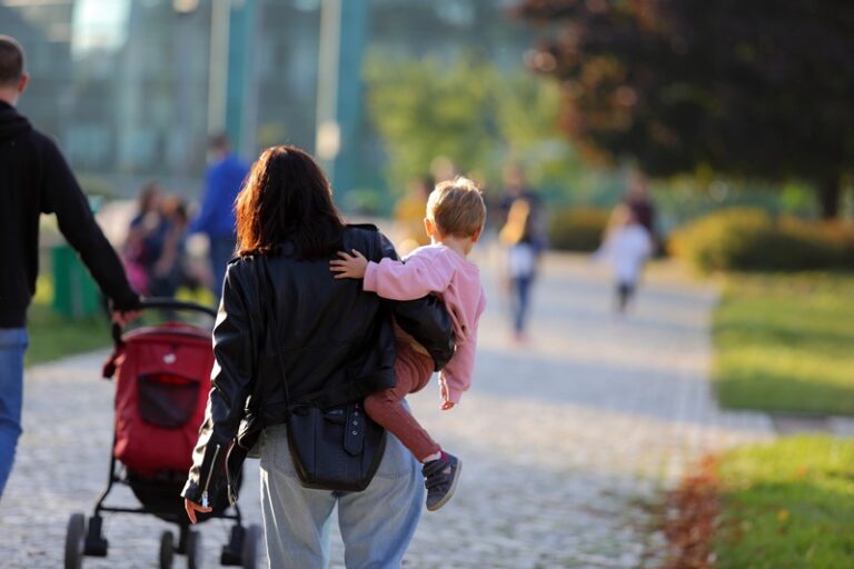 Wózki dziecięce do podróży: Jakie są najlepsze opcje na wyjazdy z dzieckiem? Wózki dziecięce do podróży: Jakie są najlepsze opcje na wyjazdy z dzieckiem?