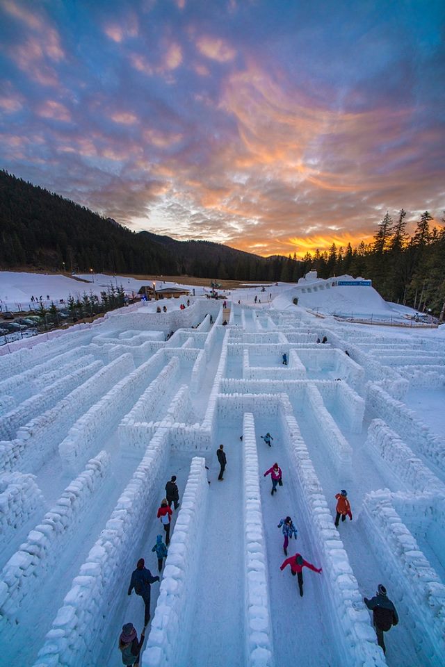 zakopane labirynt z lodu śniegu 2022 zima